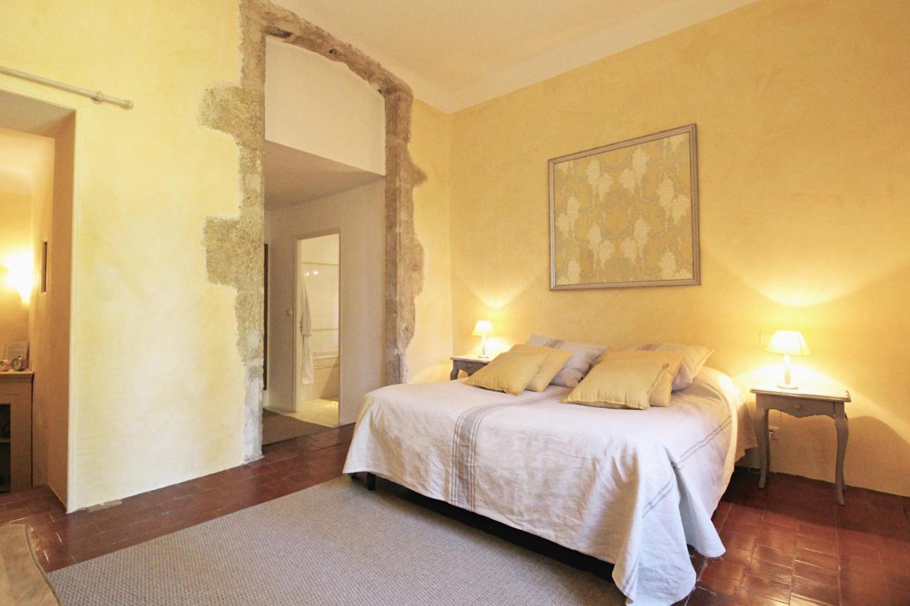 Bed and Breakfast Domaine La Carraire Lauris Exterior foto