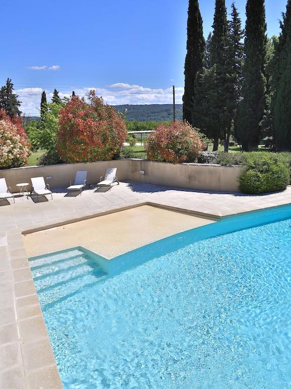 Bed and Breakfast Domaine La Carraire Lauris Exterior foto