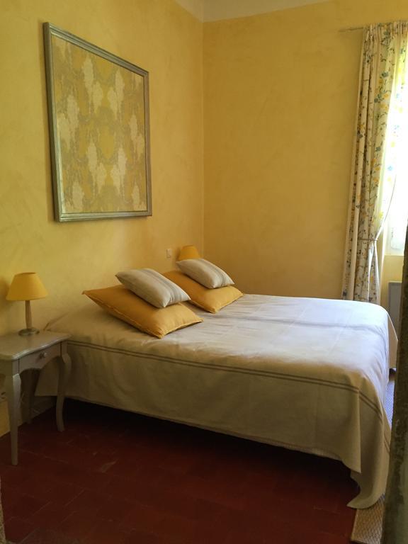 Bed and Breakfast Domaine La Carraire Lauris Exterior foto
